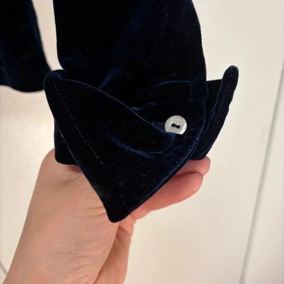 Beautiful vintage lush deep blue velour button up shirt size M - Picture 5 of 8